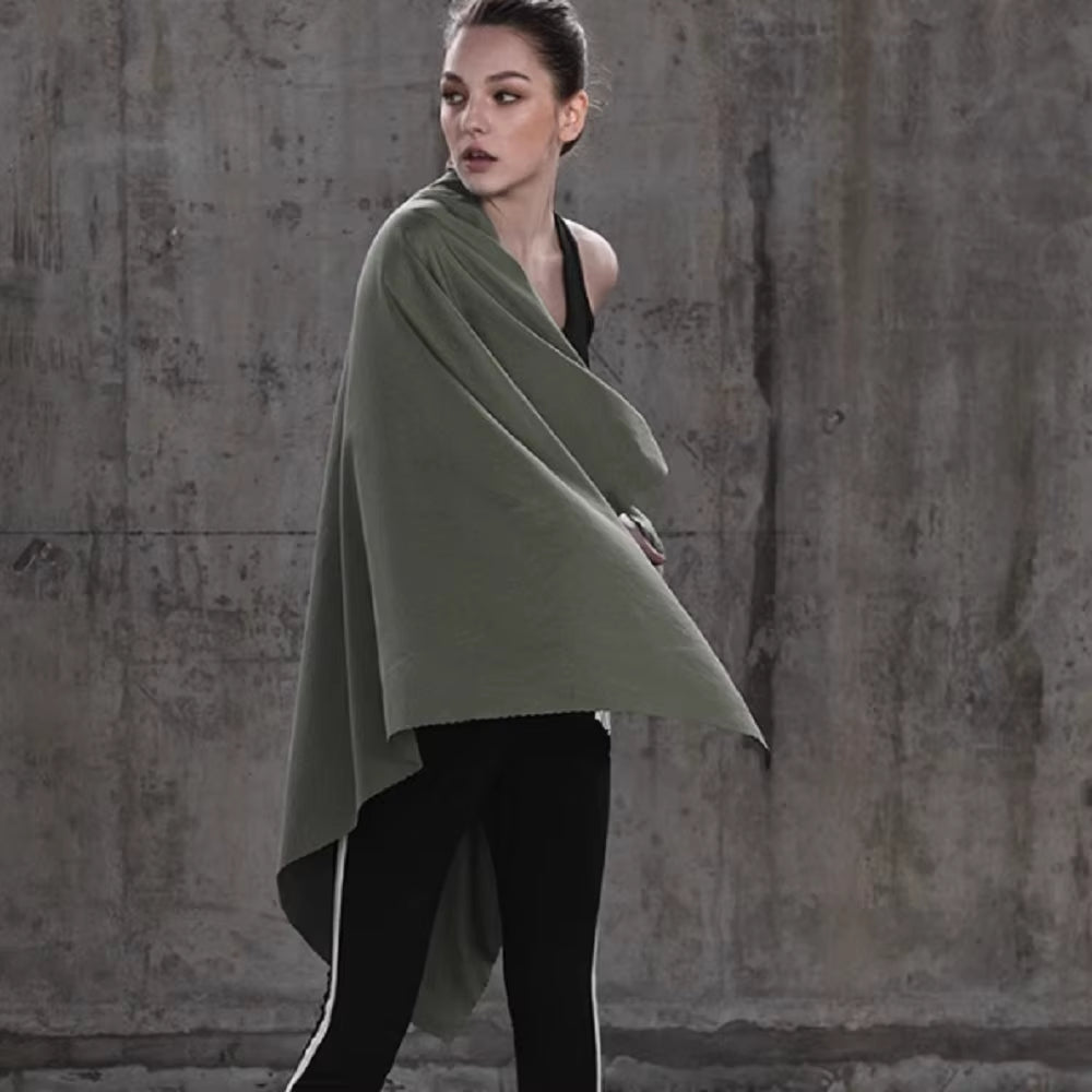 Quick-Drying Absorbent Towel for Travel, Hiking, Swimming, and Yoga - Compact and Breathable Design